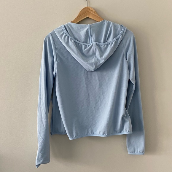 Uniqlo AIRISM mesh hoodie - Picture 3 of 5